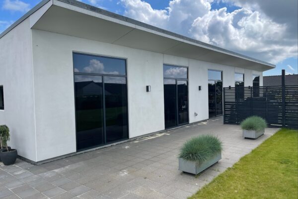 01c8eb1d6511a70d63a10b5ee5a35e58b421697517